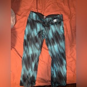 Black and blue Umbro workout leggings 
Size: M